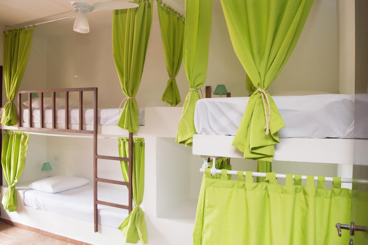 Santo Quintal Hostel Ubatuba Kültér fotó