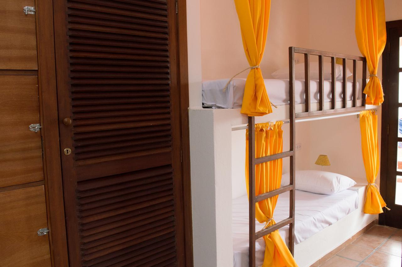 Santo Quintal Hostel Ubatuba Kültér fotó