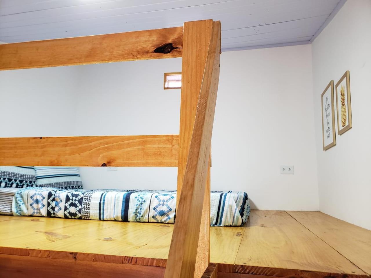Santo Quintal Hostel Ubatuba Kültér fotó