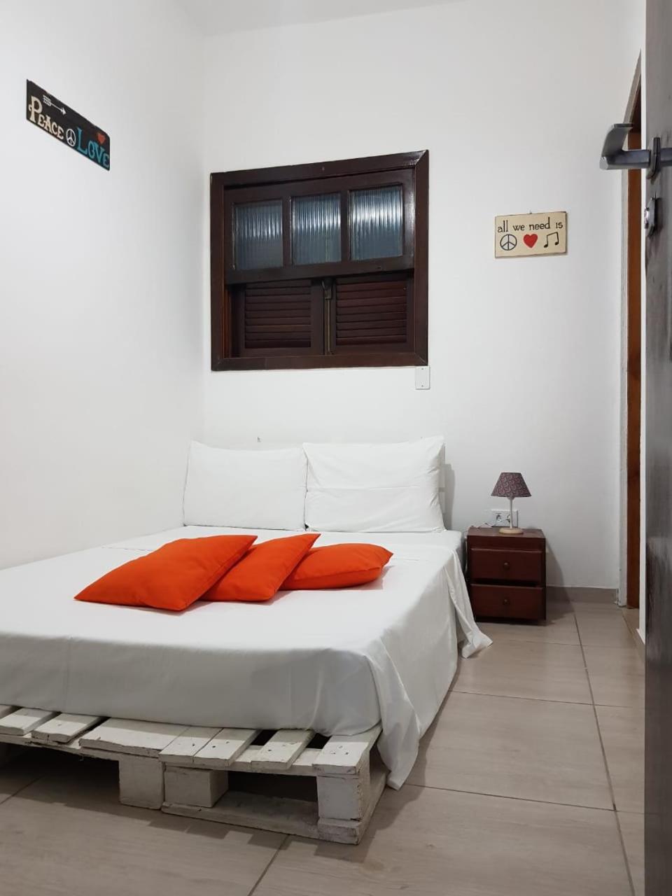 Santo Quintal Hostel Ubatuba Kültér fotó