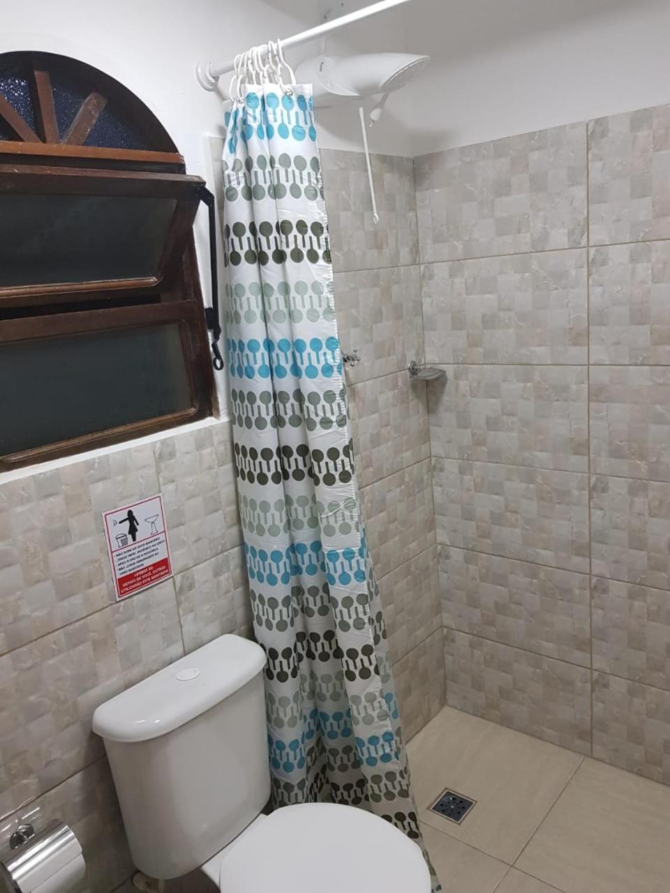 Santo Quintal Hostel Ubatuba Kültér fotó